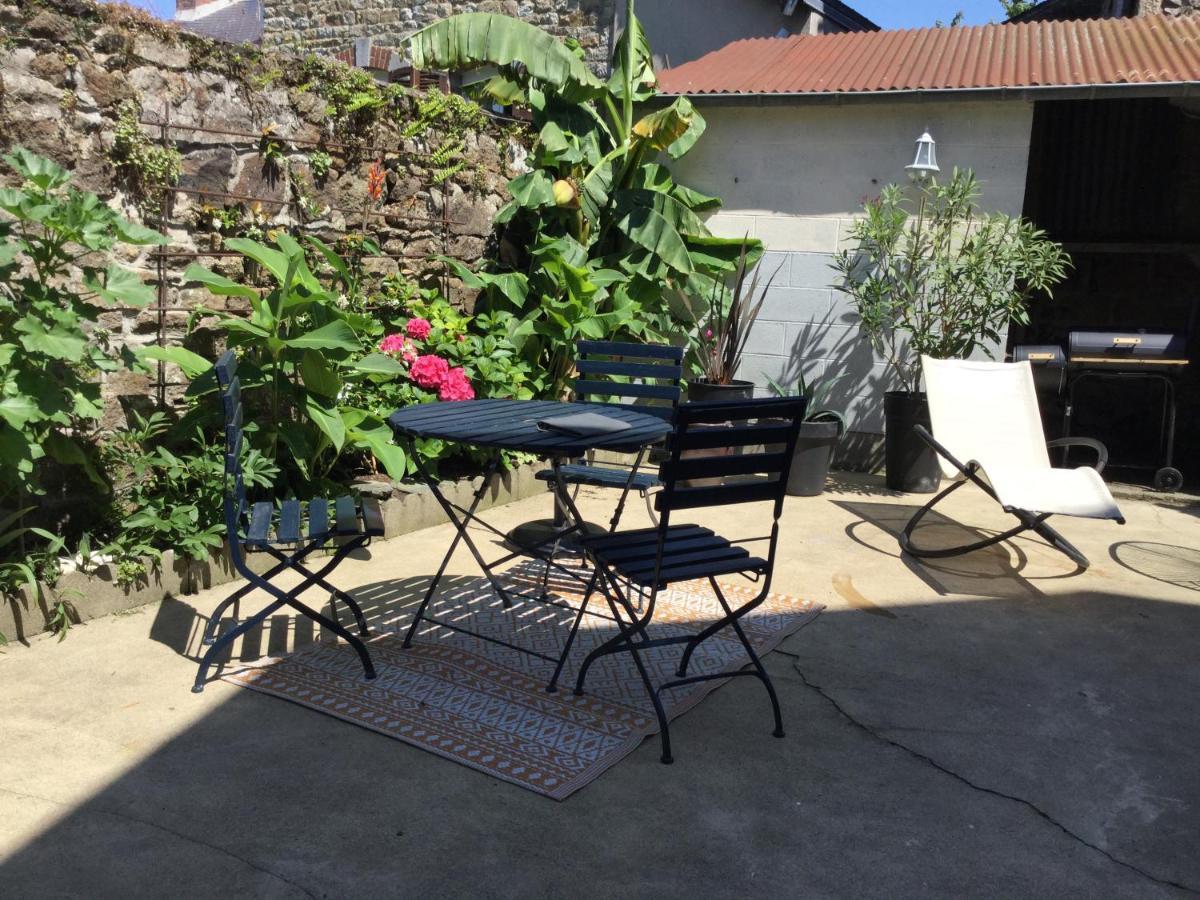 Ferienwohnung Les2 Cerisiers Pontorson Exterior foto